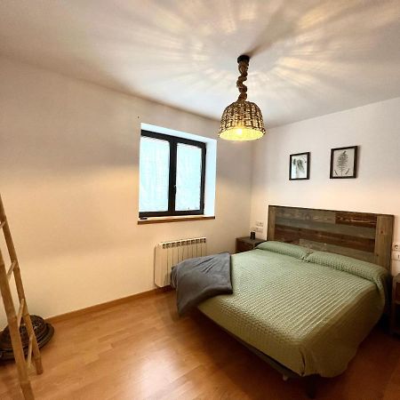 Apartament La Gisca - L'Amfitriona Valencia D'Aneu Eksteriør billede