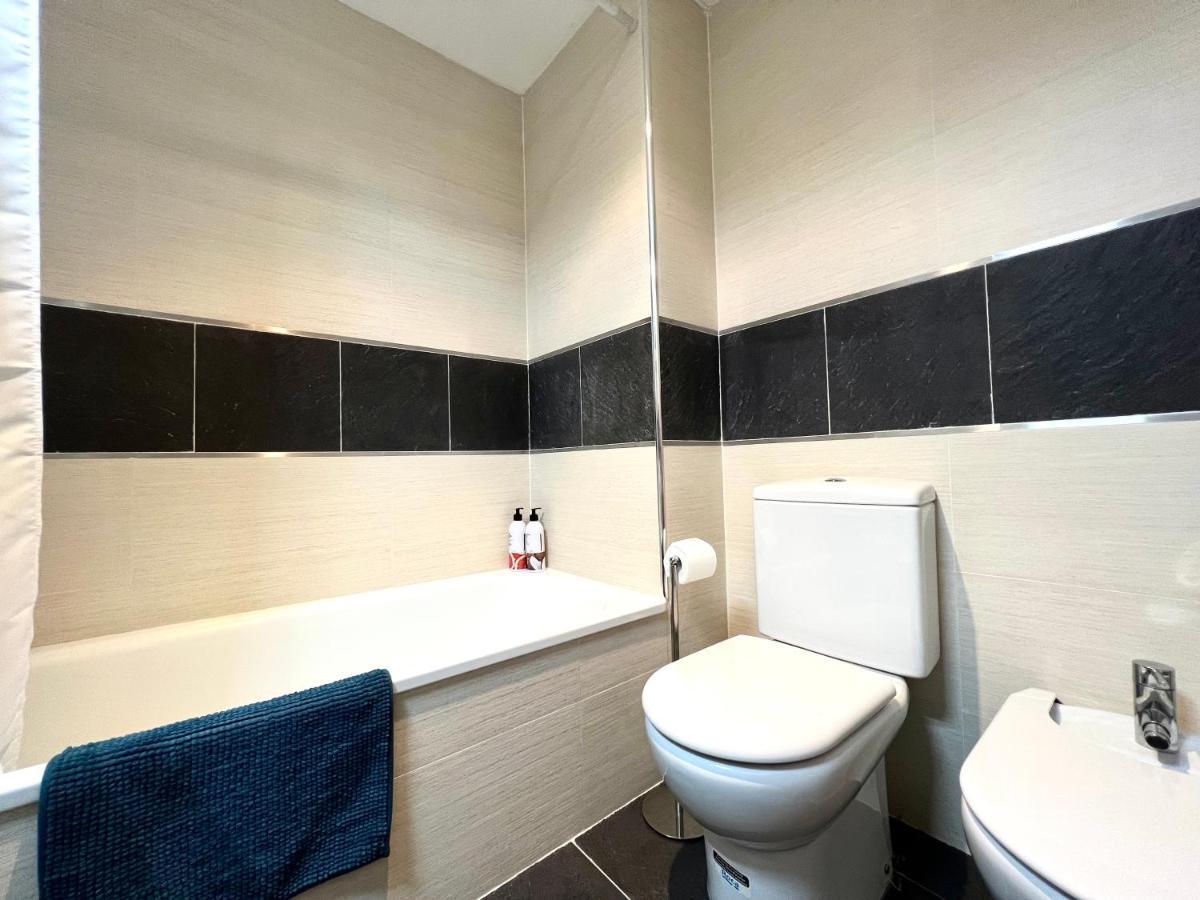 Apartament La Gisca - L'Amfitriona Valencia D'Aneu Eksteriør billede